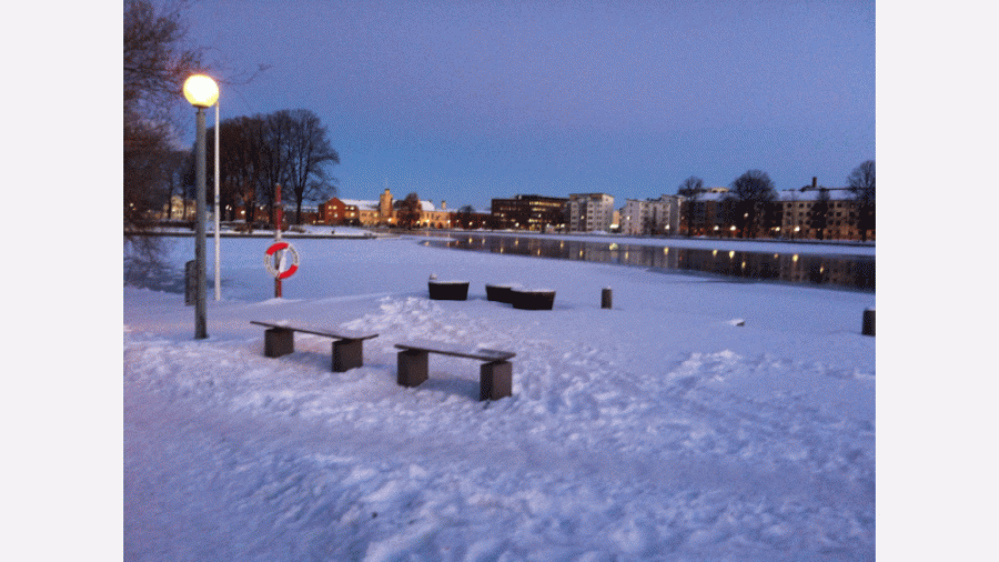 Snö och skymning